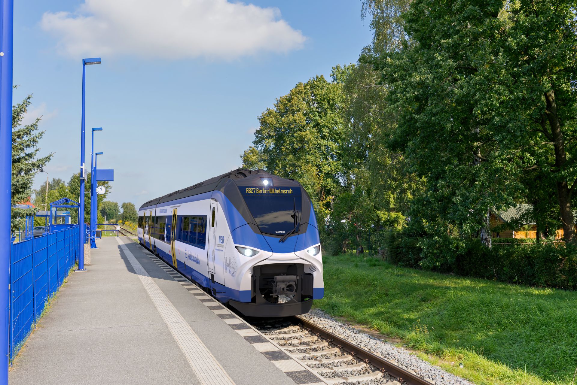 Siemens-Züge: Mireo Plus H_Wasserstoffzug beim Halt an der Heidekrautbahn, Fotomontage: NEB/Christian Bedeschinski/Siemens Mobility