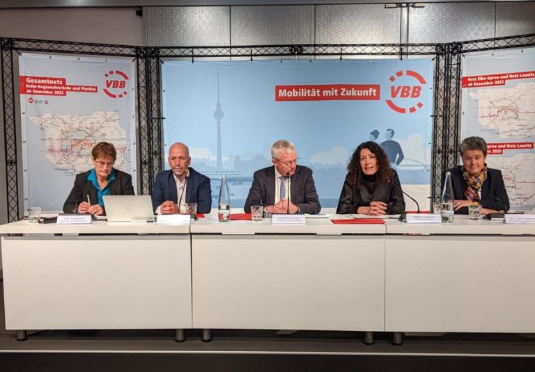 Feierliche Eröffnung der Pressekonferenz zum Fahrplanwechsel 2022 im VBB-Gebiet, Foto VBB