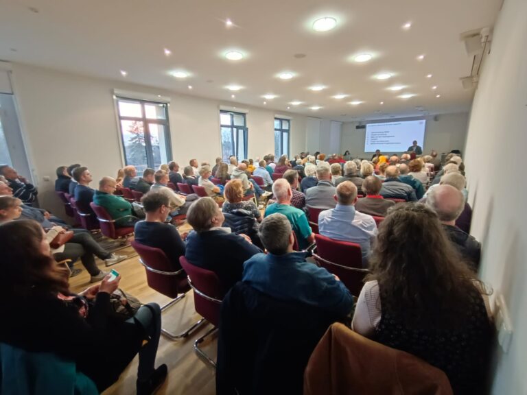 i2030-Infoveranstaltung zur S-Bahnverlängerung Teltow nach Stahnsdorf im Gemeindezentrum Stahnsdorf, Foto Gemeinde Stahnsdorf