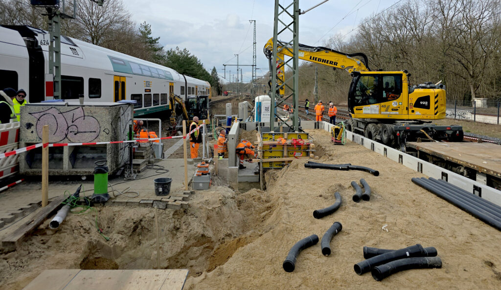 RE1-Bahnsteigverlängerung an der Station Potsdam Park Sanssouci, Foto: DB InfraGO AG