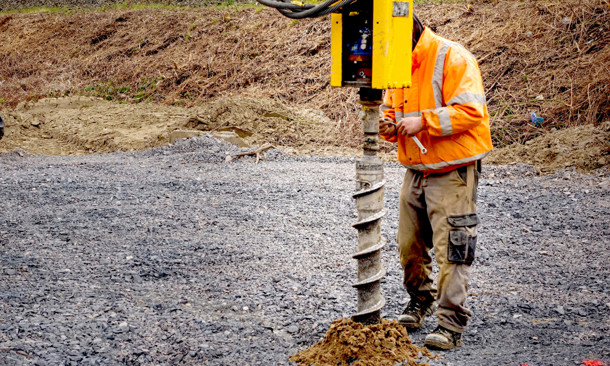 Baugrunduntersuchungen und Kampfmittelsondierungen werden auf der historischen Potsdamer Stammbahn durchgeführt, Foto: DB InfraGO AG, Nina Herff