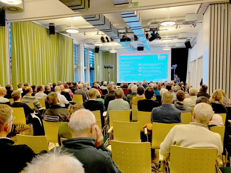 170 Gäste kamen zur Infoveranstaltung vom i2030-Projekt der S-Bahnverlängerung der S25 nach Teltow, Foto DB InfraGO AG