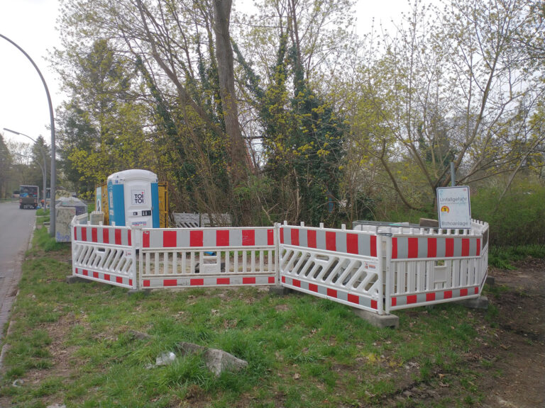 Baustelleneinrichtung an der Kreuzung Idsteiner Straße/Trasse Potsdamer Stammbahn. Foto: DB InfraGO AG