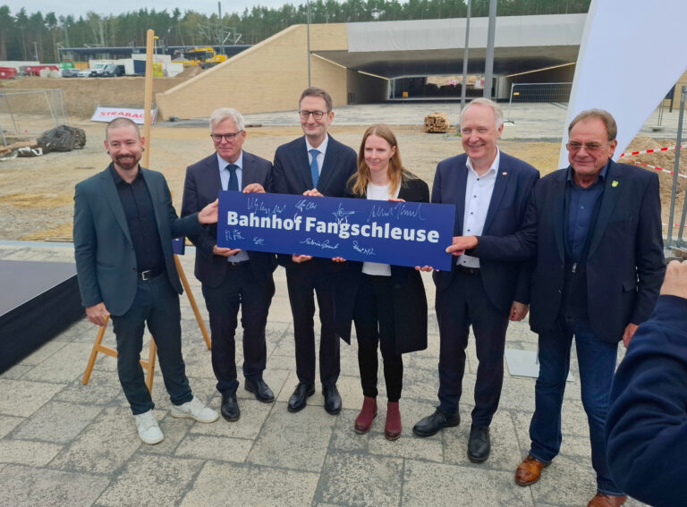 Offizielle Eröffnung des neuen Bahnhofs Fangschleuse, Foto: VBB/Stapf