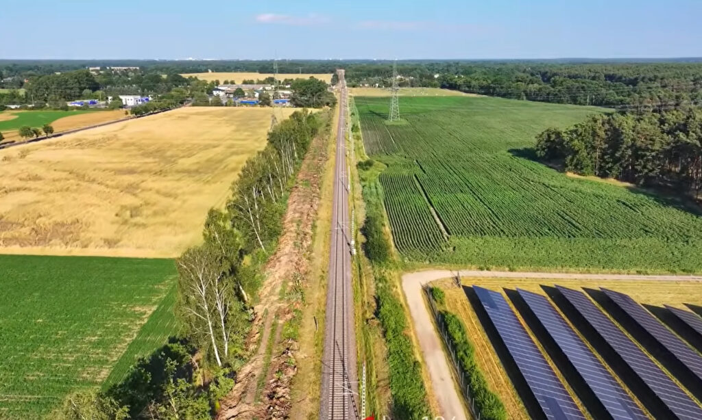 Eingleisige Strecke Lübbenau - Cottbus vor Baustart Foto: Deutsche Bahn AG
