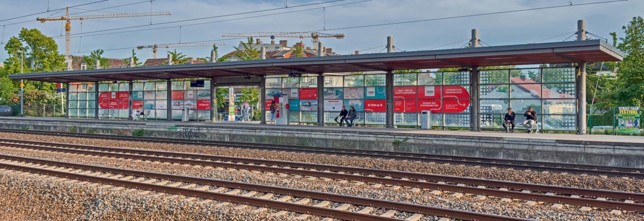 i2030-Wetterschutzhäuschen in Falkensee, Foto VBB